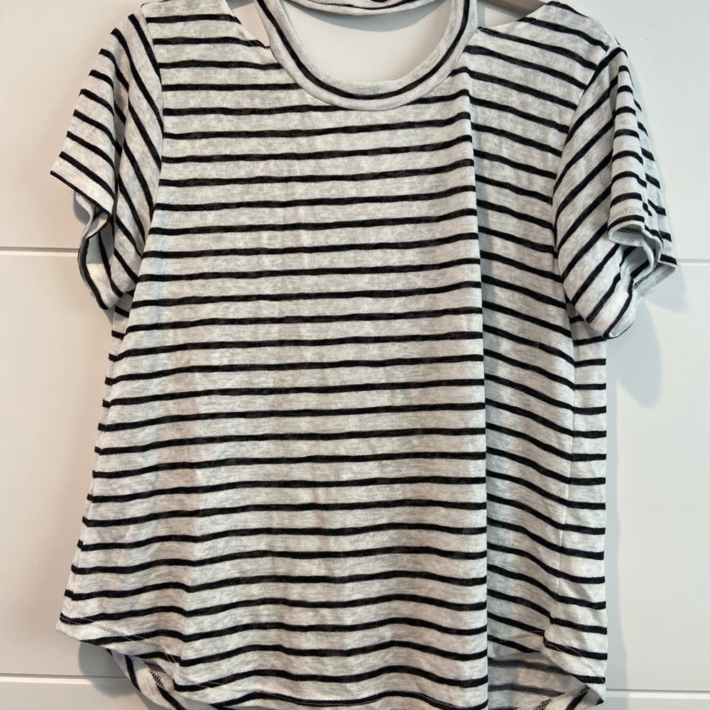LNA Karmen Scoop Back Tee